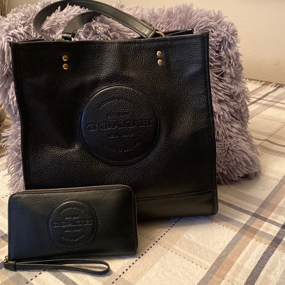 Coach purse and wallet bundle. Bought brand new but no longer use.